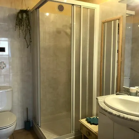 B&B 