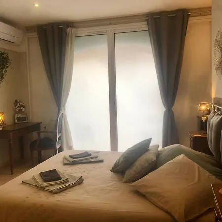 B&B 