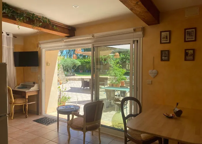 Mas Tramontane Ancien Mas Agricole Avec D'hôtes, Studio, Parc Arboré, Piscine Et Sa Vue Face Au Canigou 4* Ille-sur-Têt